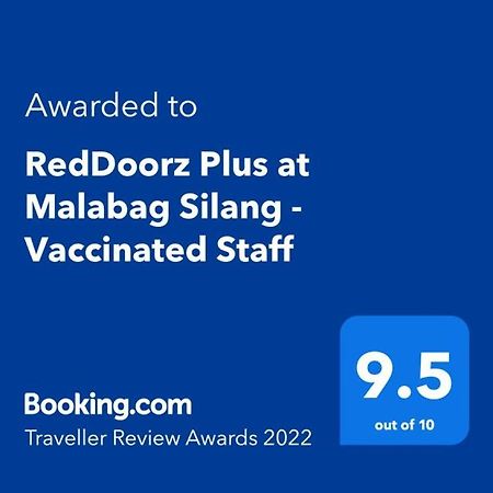 Reddoorz Plus At Malabag Silang - Vaccinated Staff Exterior photo